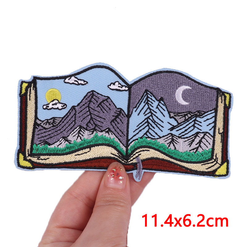 Outdoor Wave Sun Patch Iron On - Outdoor Adventures Clothing 评论和价格